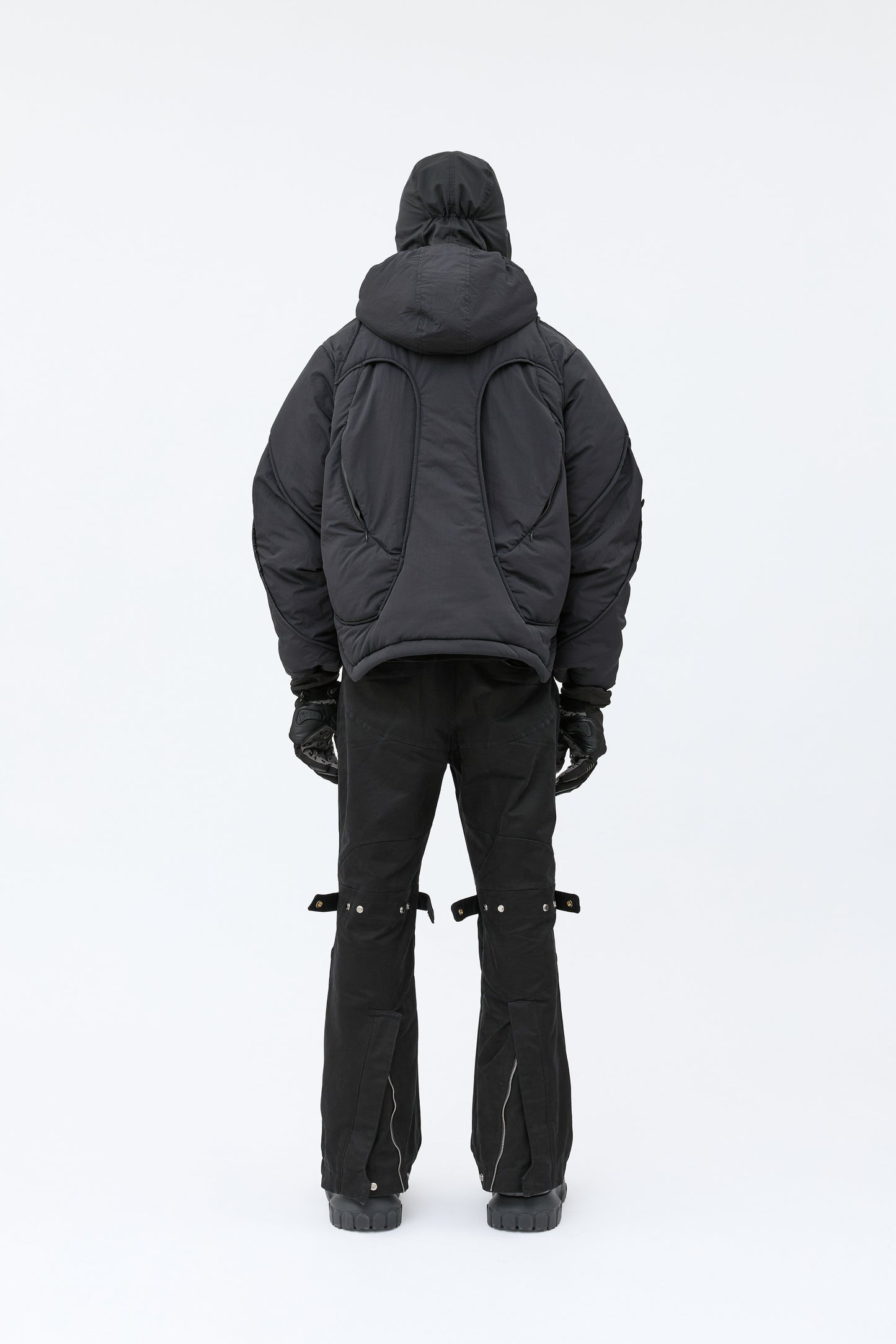 EQ-HIGH Padded Jacket - Black