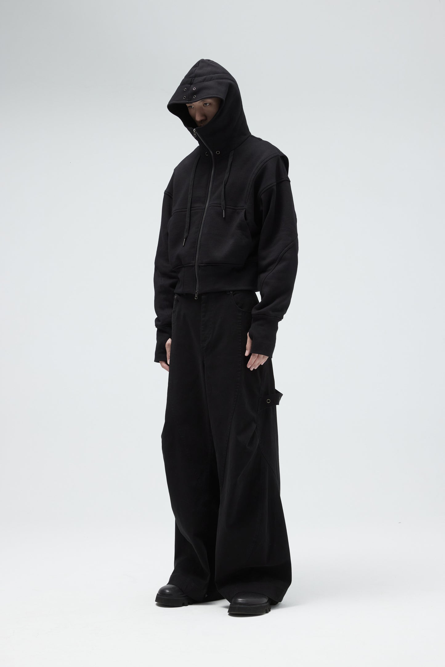 Wiz Zip Hoodie - Black