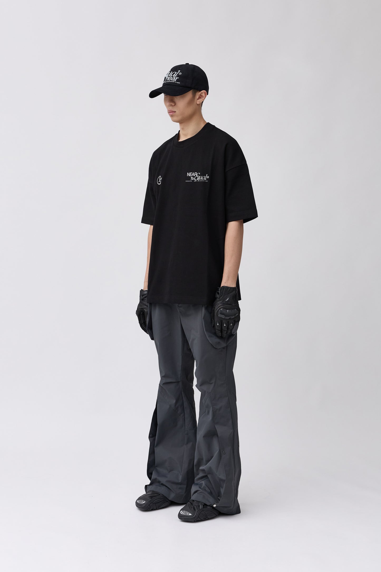 EQNR Logo Tee - Black