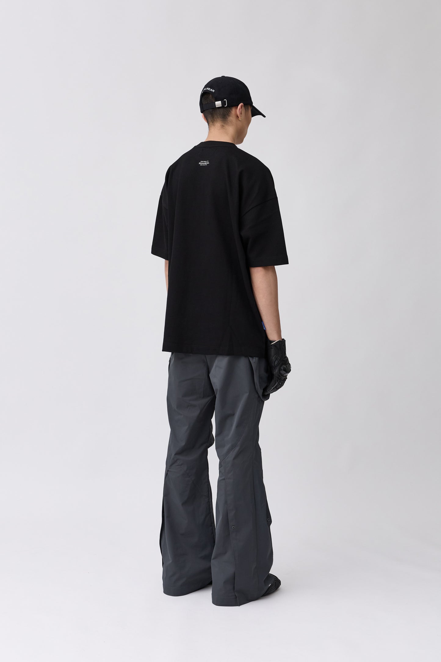 EQNR Logo Tee - Black