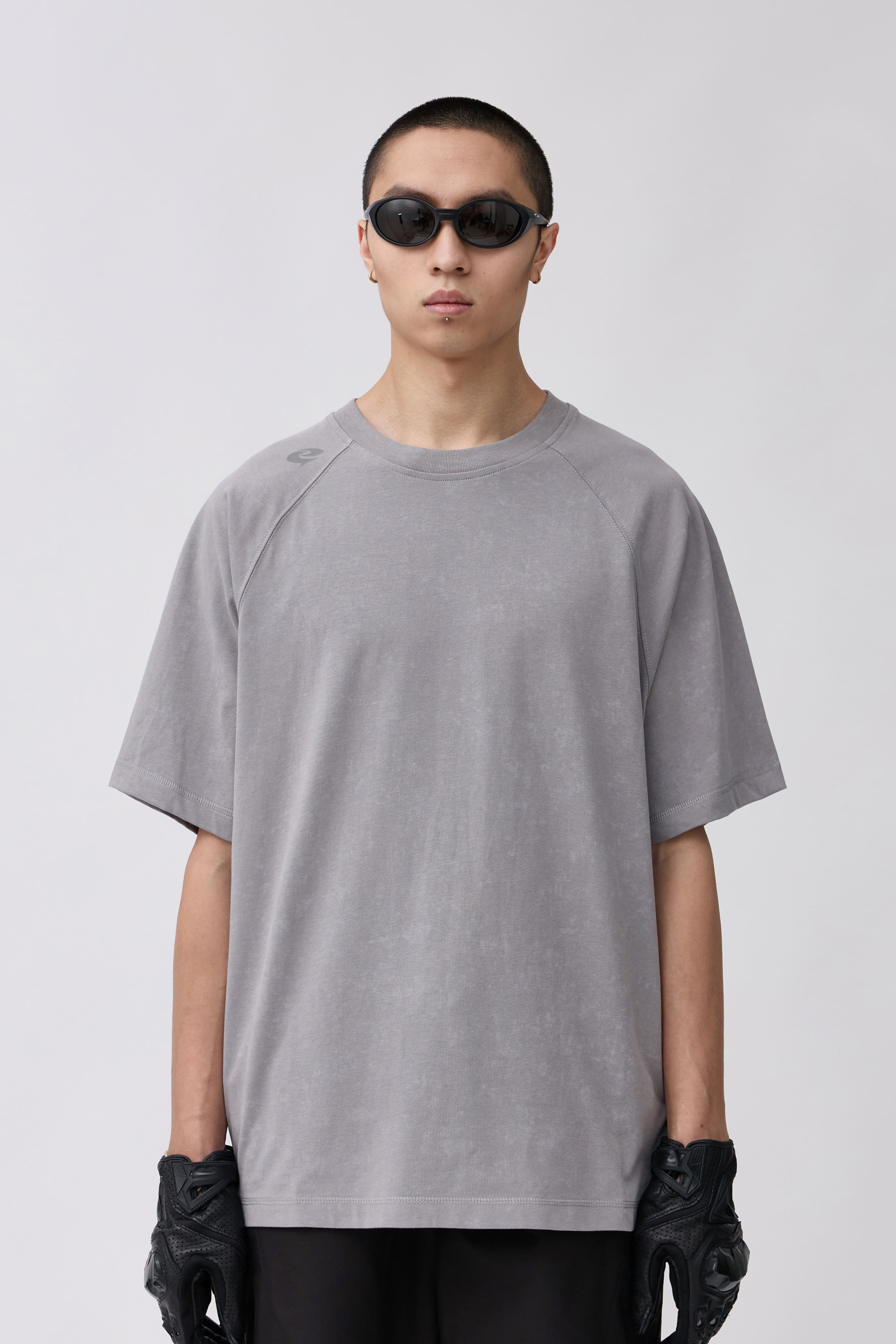 C&G Raglan Tee - Gray