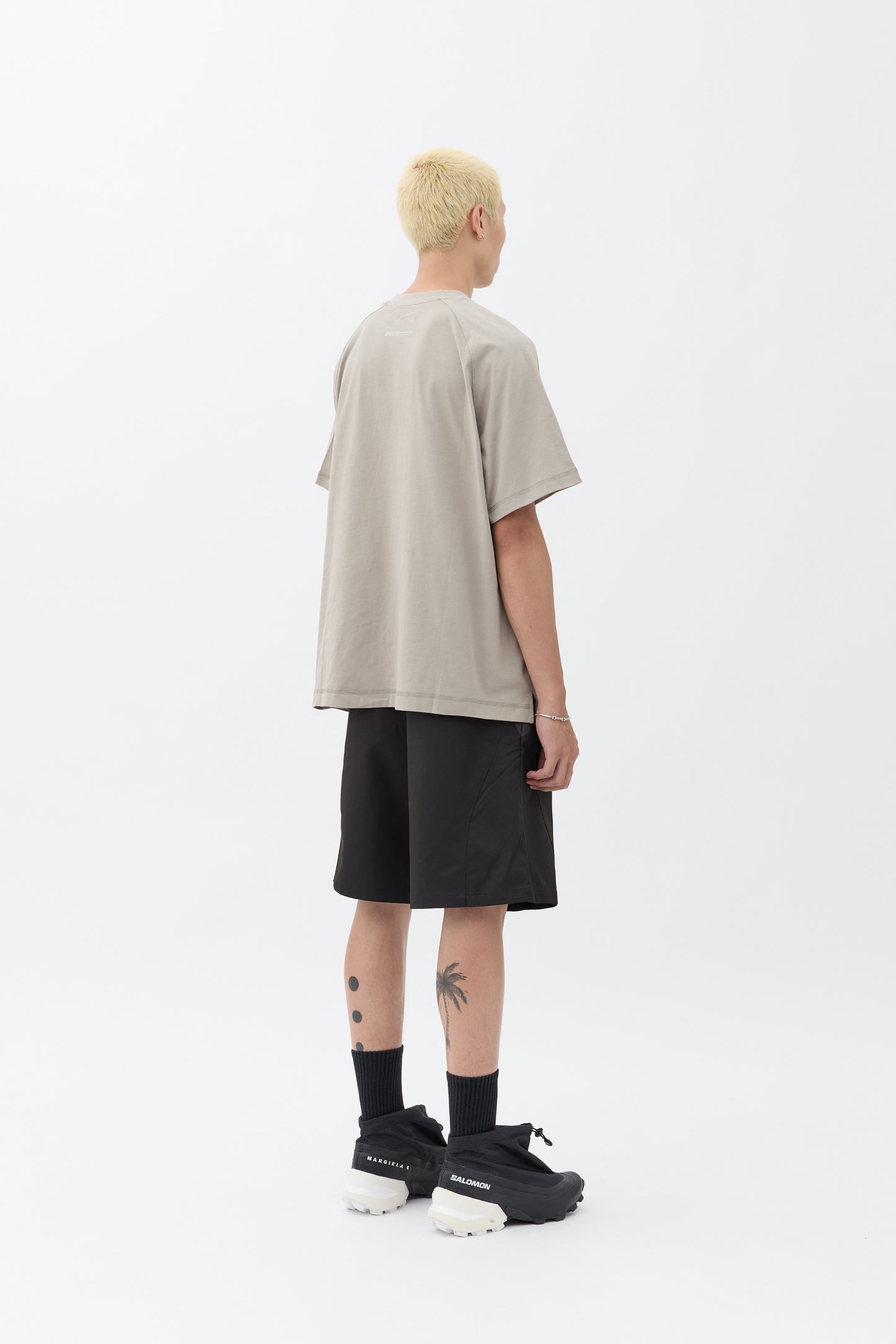 C&G Graphic Raglan Tee - Sand