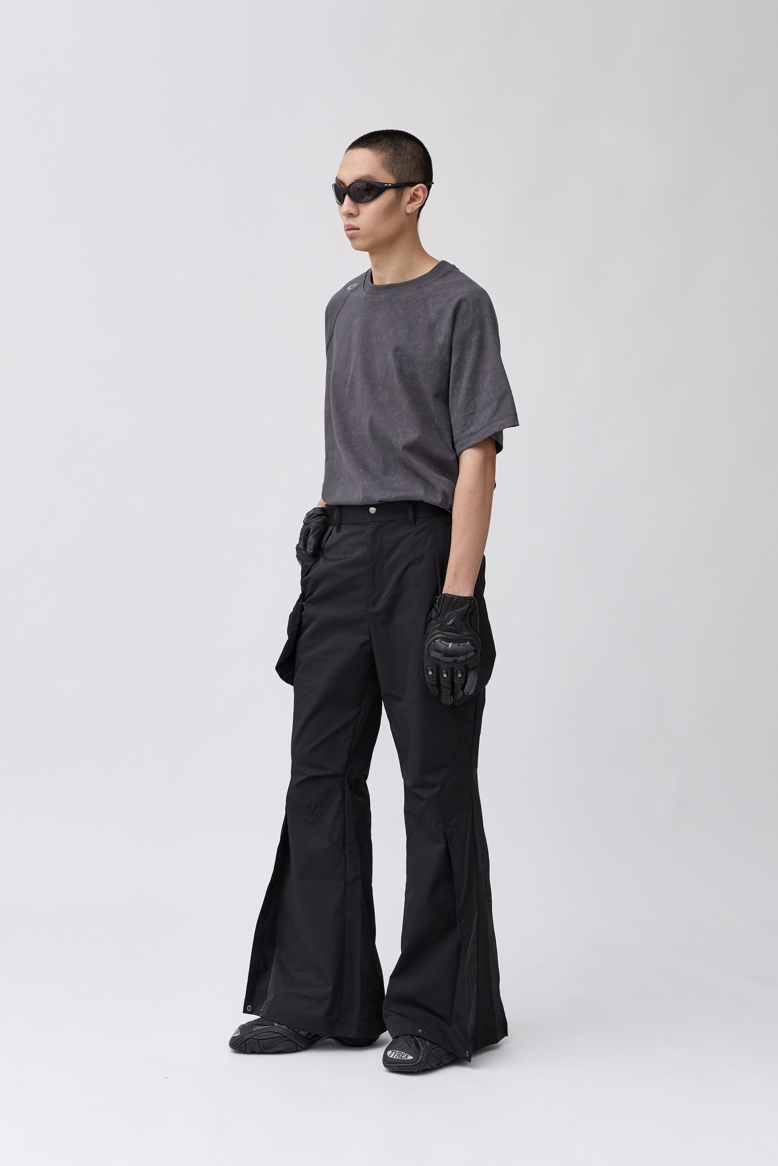 Aero-Flared Cargo Pants - Black