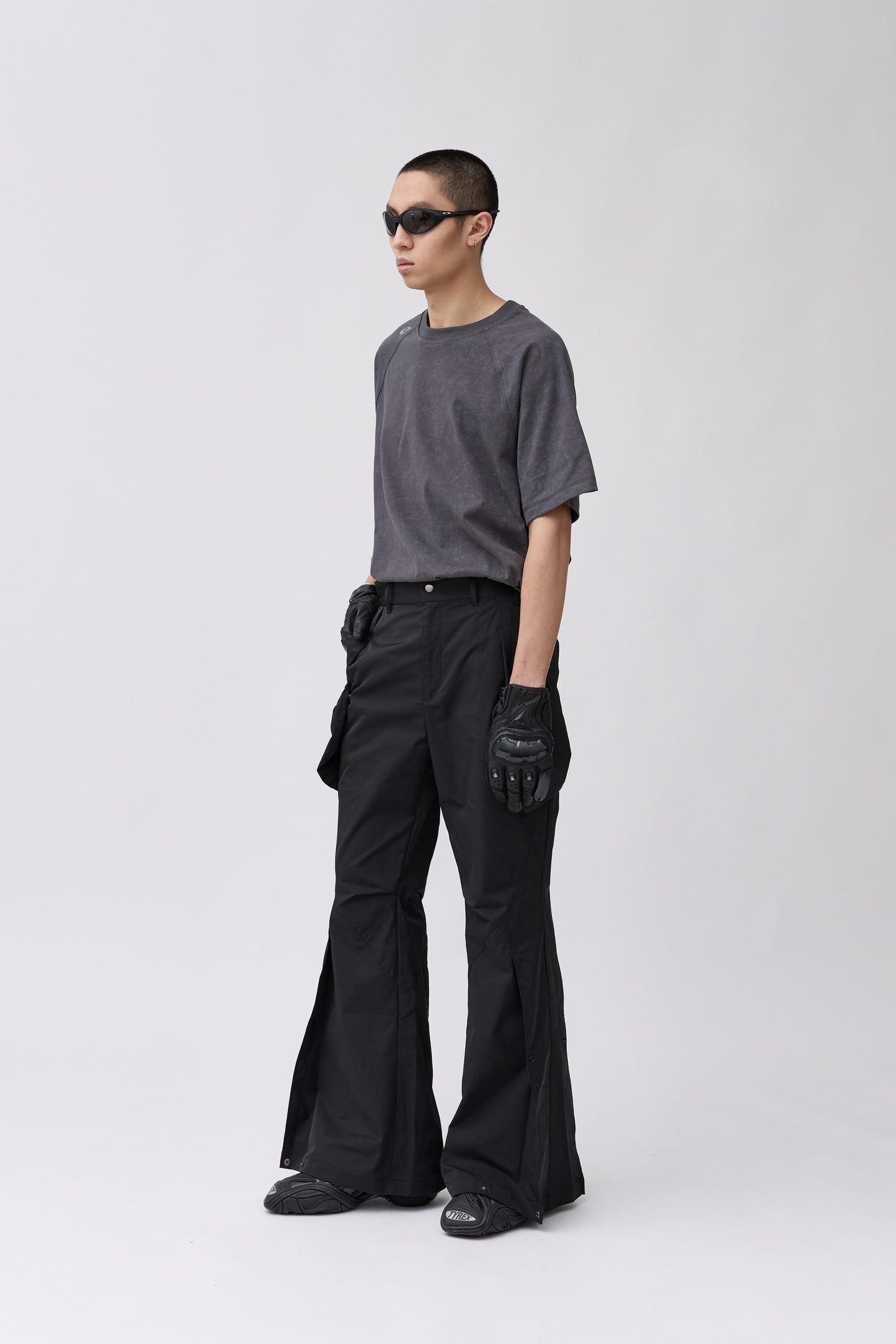 Aero-Flared Cargo Pants - Black