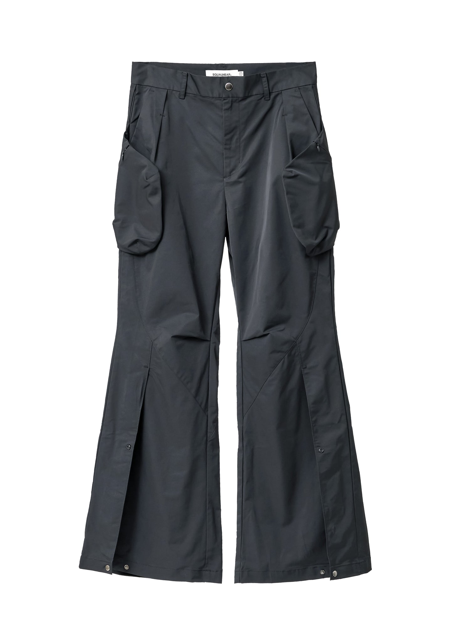 Aero-Flared Cargo Pants - Gray