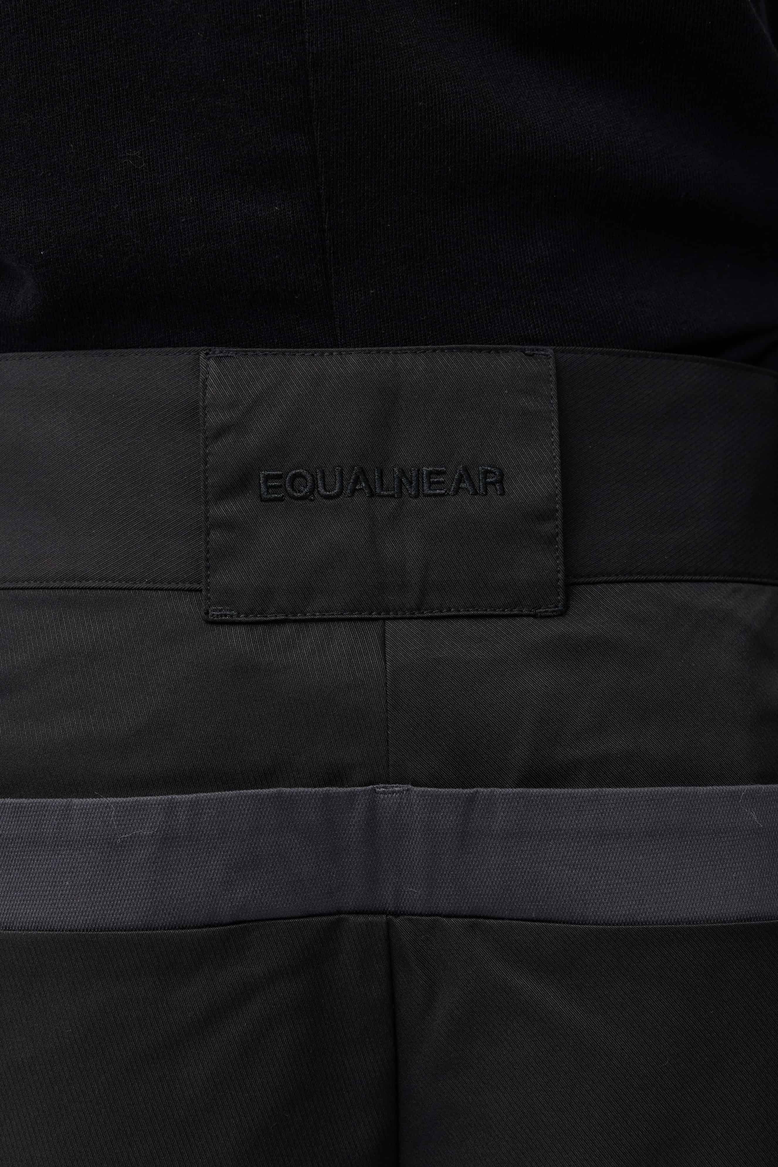 Streamlined Tailored Shorts - Black