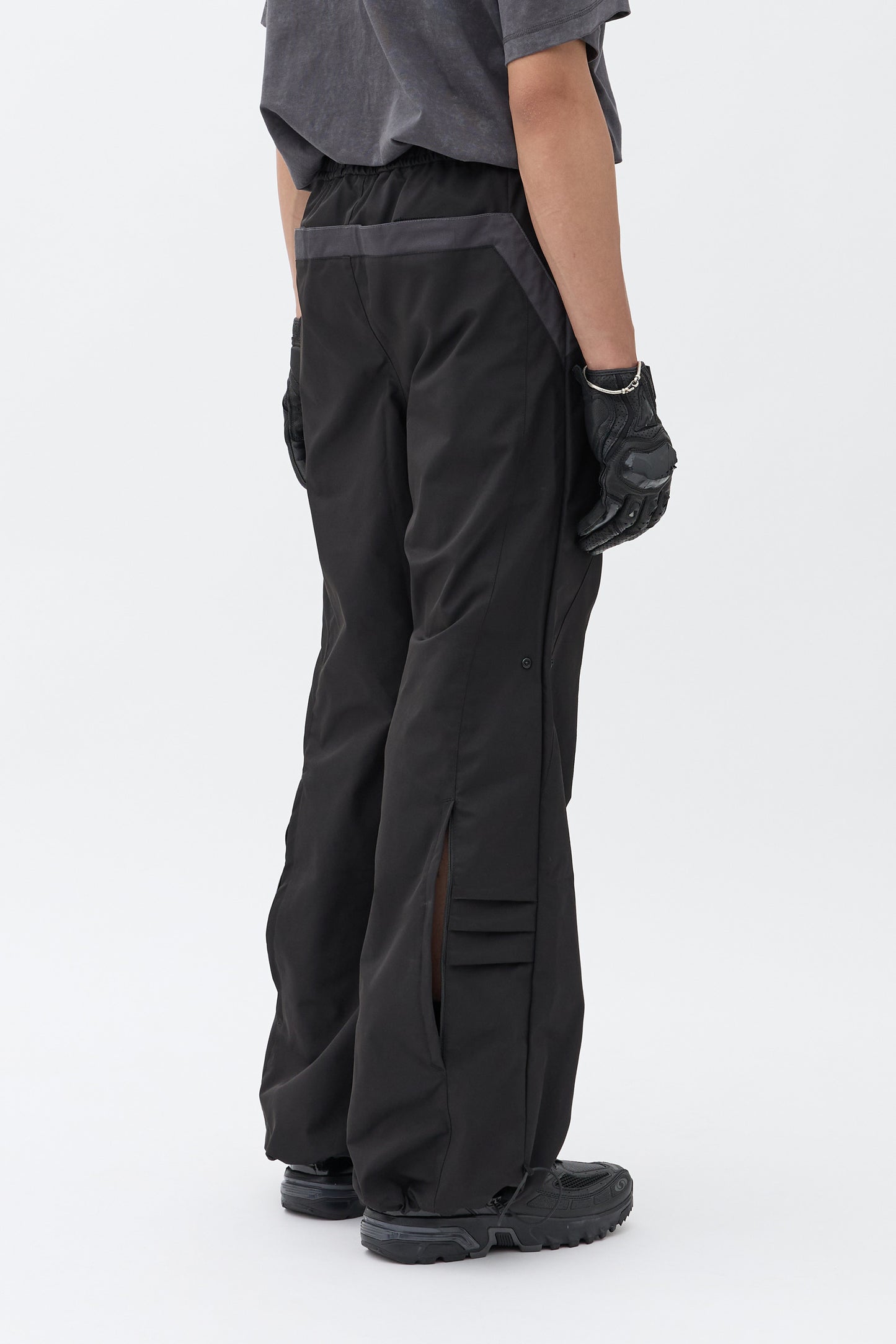 C&G Parachute Pants - Black