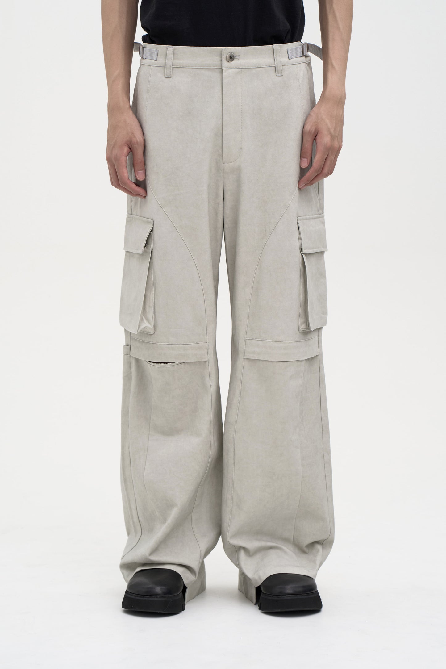 Temple Cargo Pants - Light Gray