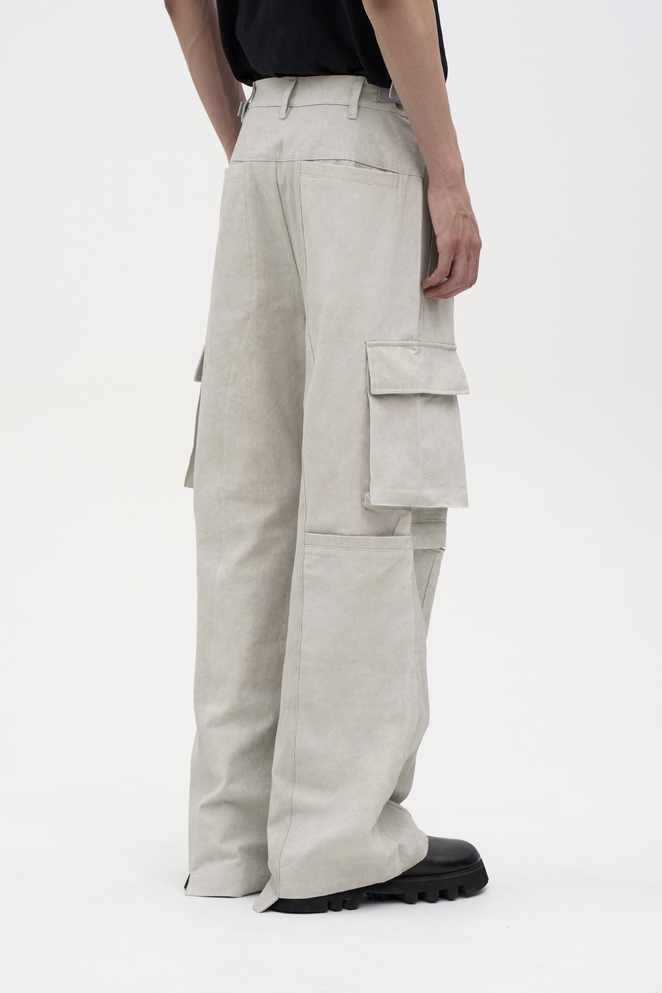 Temple Cargo Pants - Light Gray