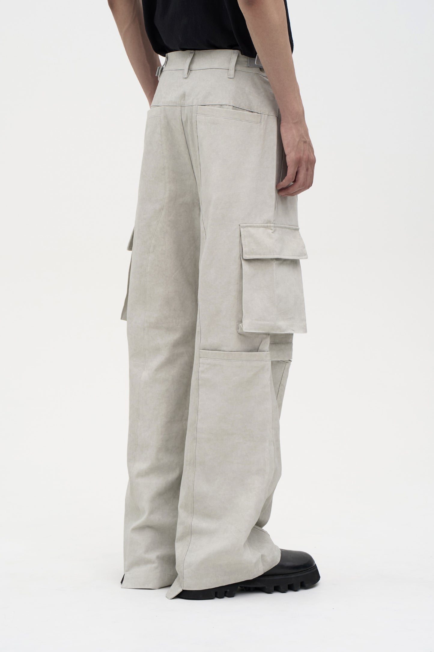 Temple Cargo Pants - Light Gray