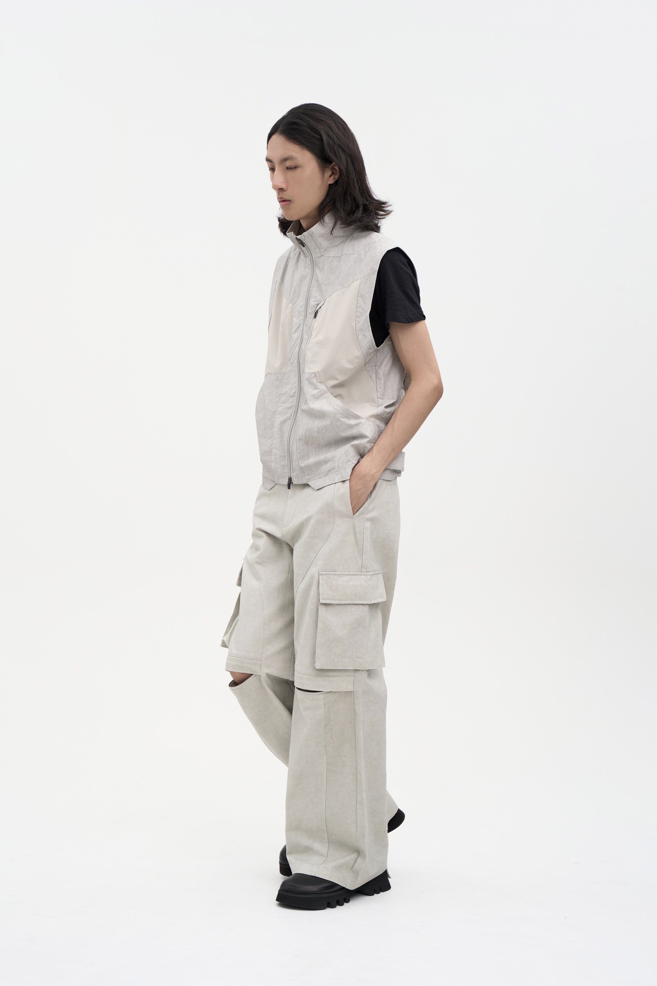 Temple Cargo Pants - Light Gray