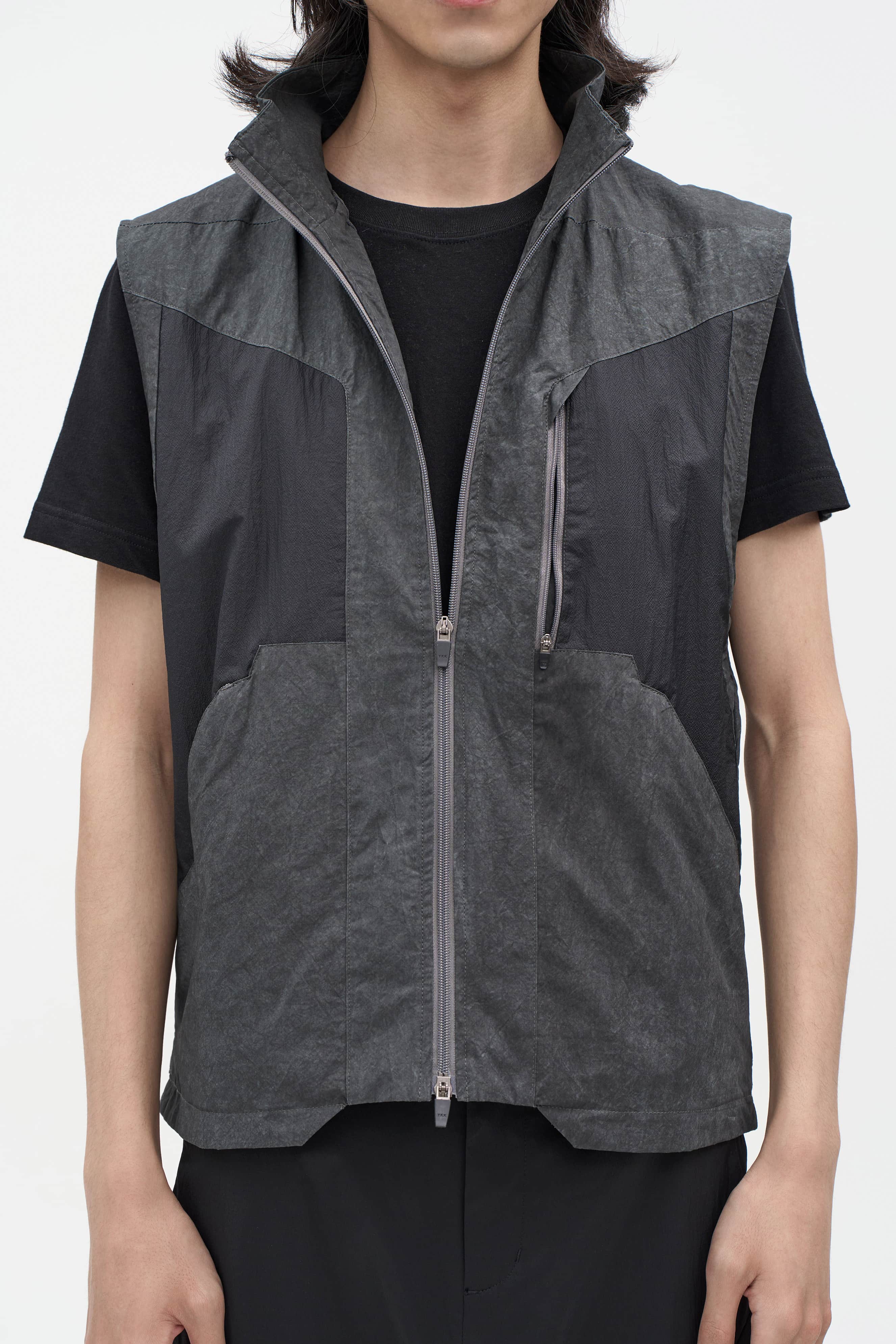 Explorer Vest - Gray