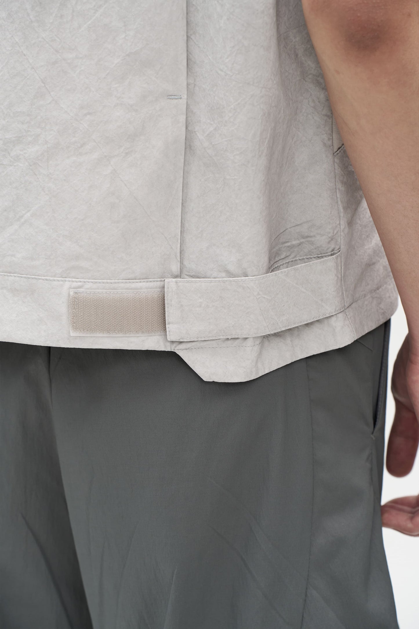 Explorer Vest - Light Gray