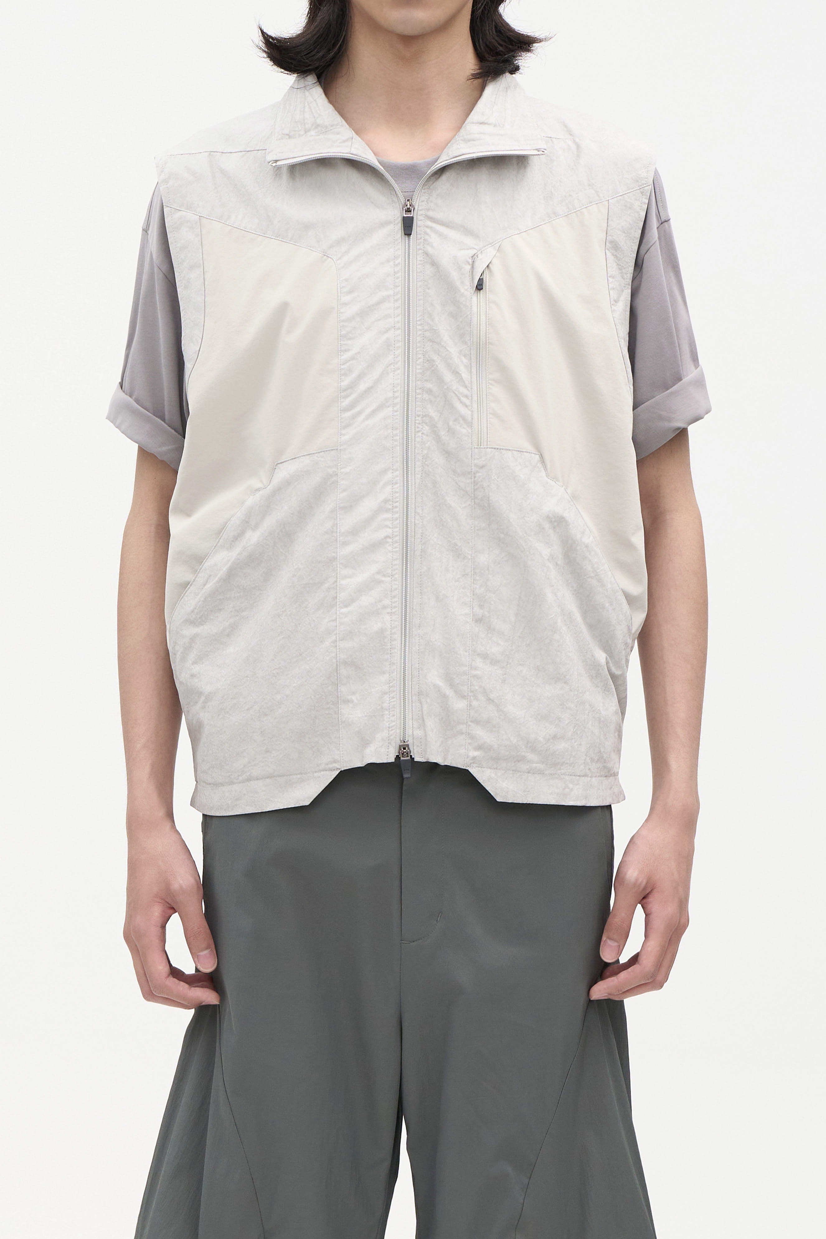 Explorer Vest - Light Gray