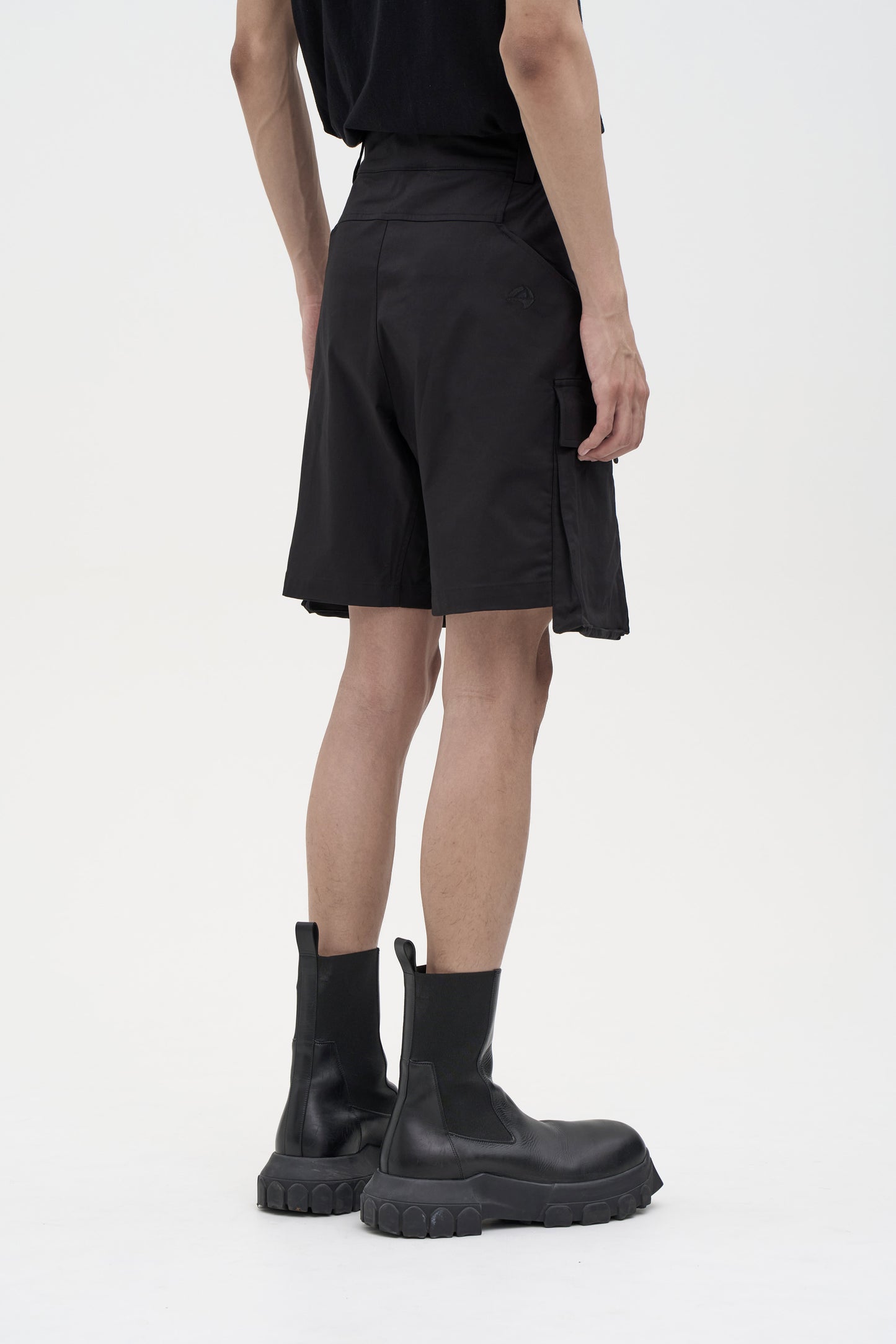 Temple Run Cargo Shorts - Black