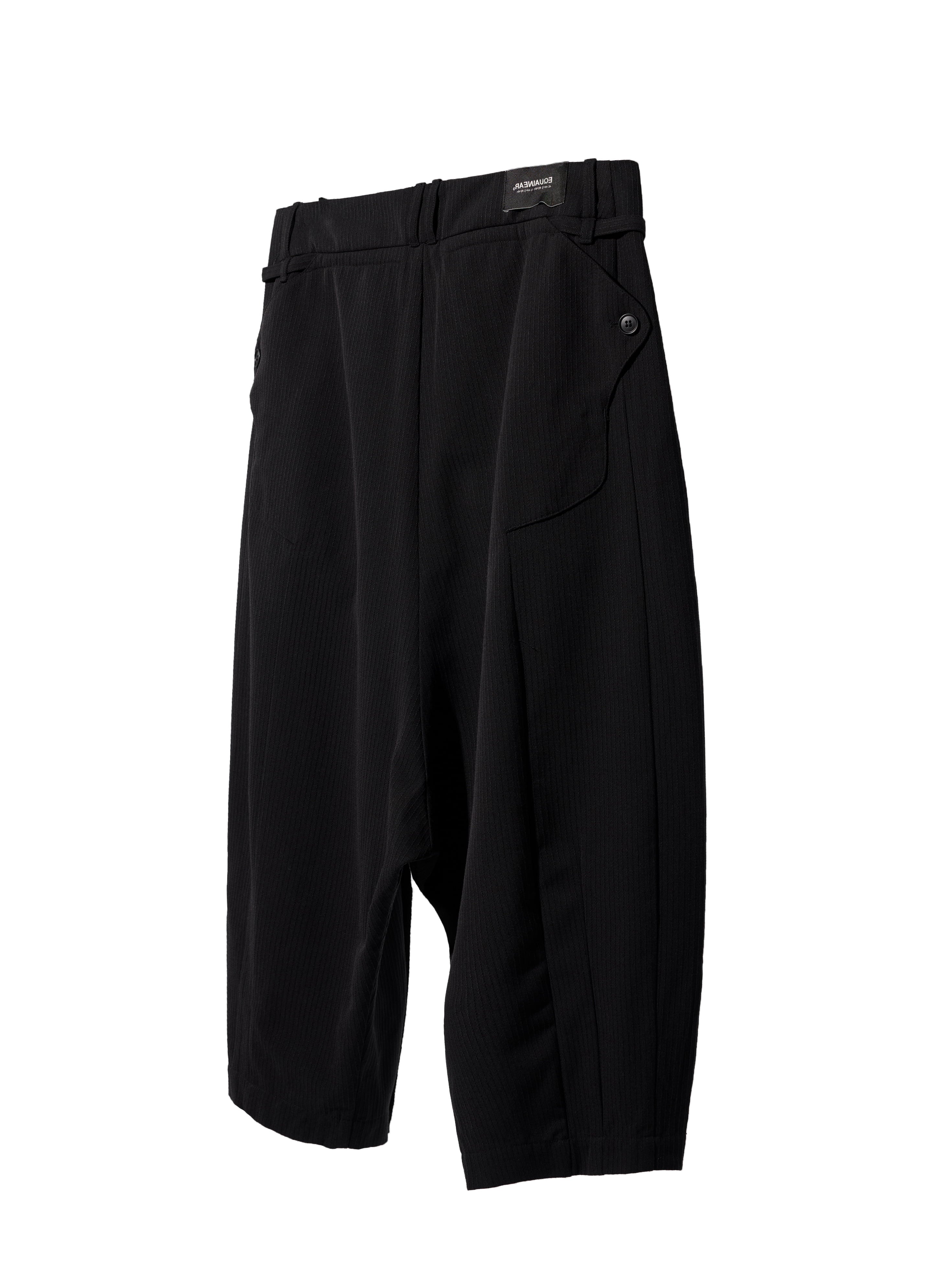 Pilgrim Cropped Shorts - Black