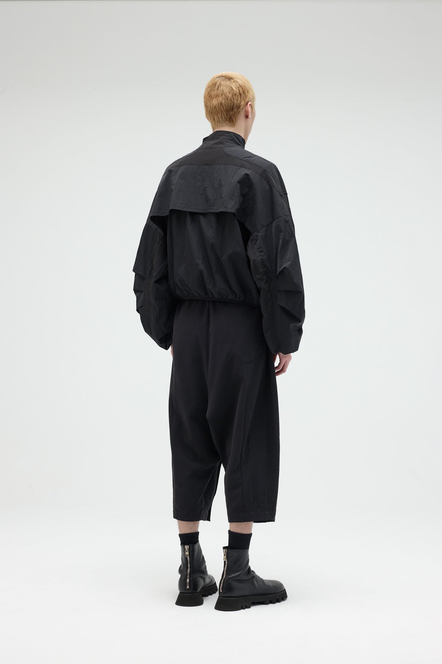 The Vanguard Jacket - Black